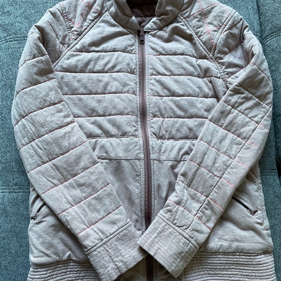 Sz 10 Lululemon The Bomb Bomber Jacket - Picture 7 of 7